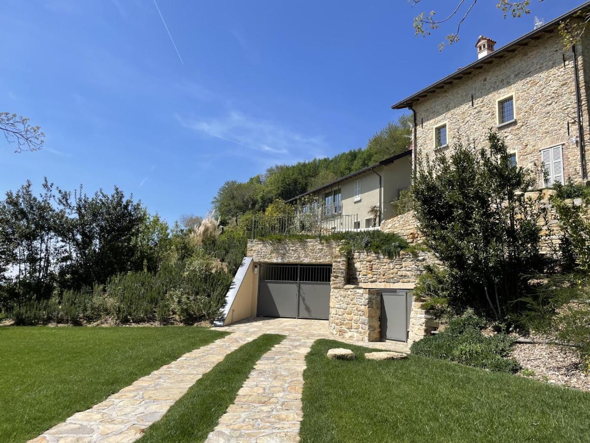 Готель Cascina Pianetta Quinta Missaglia Екстер'єр фото